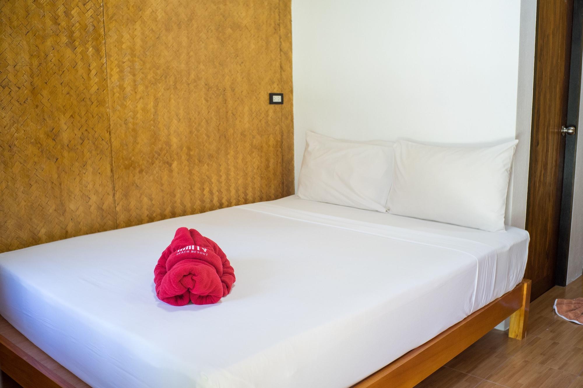 Amity Beach Resort Maret Bagian luar foto
