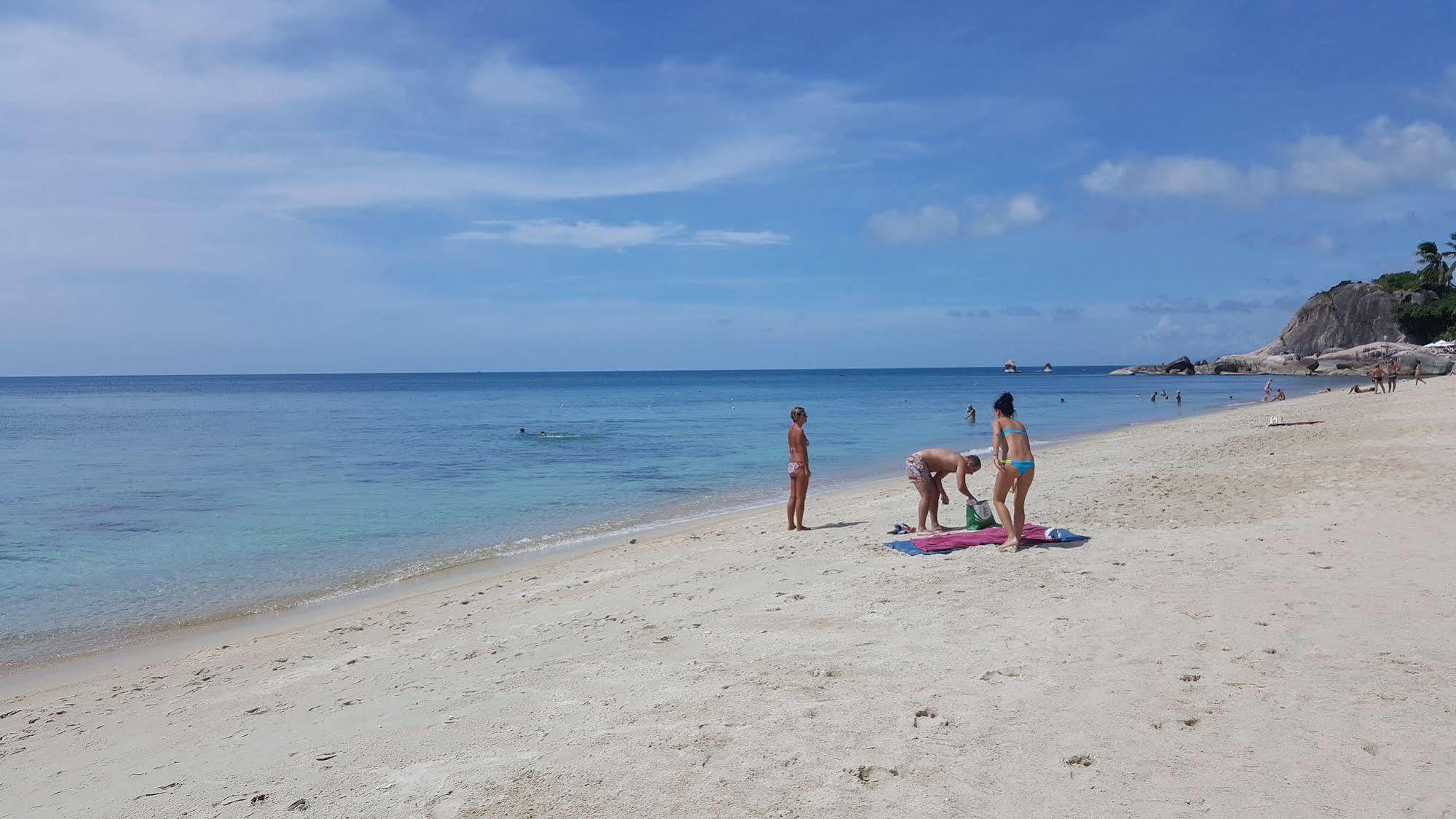 Amity Beach Resort Maret Bagian luar foto